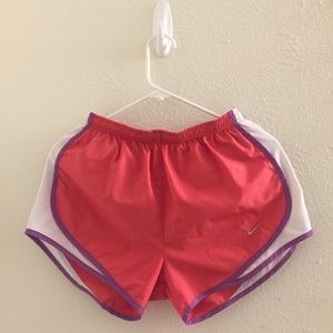 Women's Nike Tempo Short
